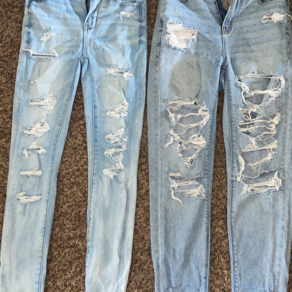 American Eagle Outfitters Light Blue Ripped Skinny Jeans